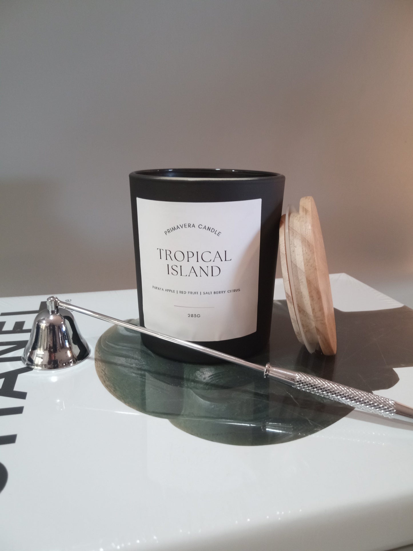 Tropical Island Candle | Coconut, Pineapple & Vanilla Scent