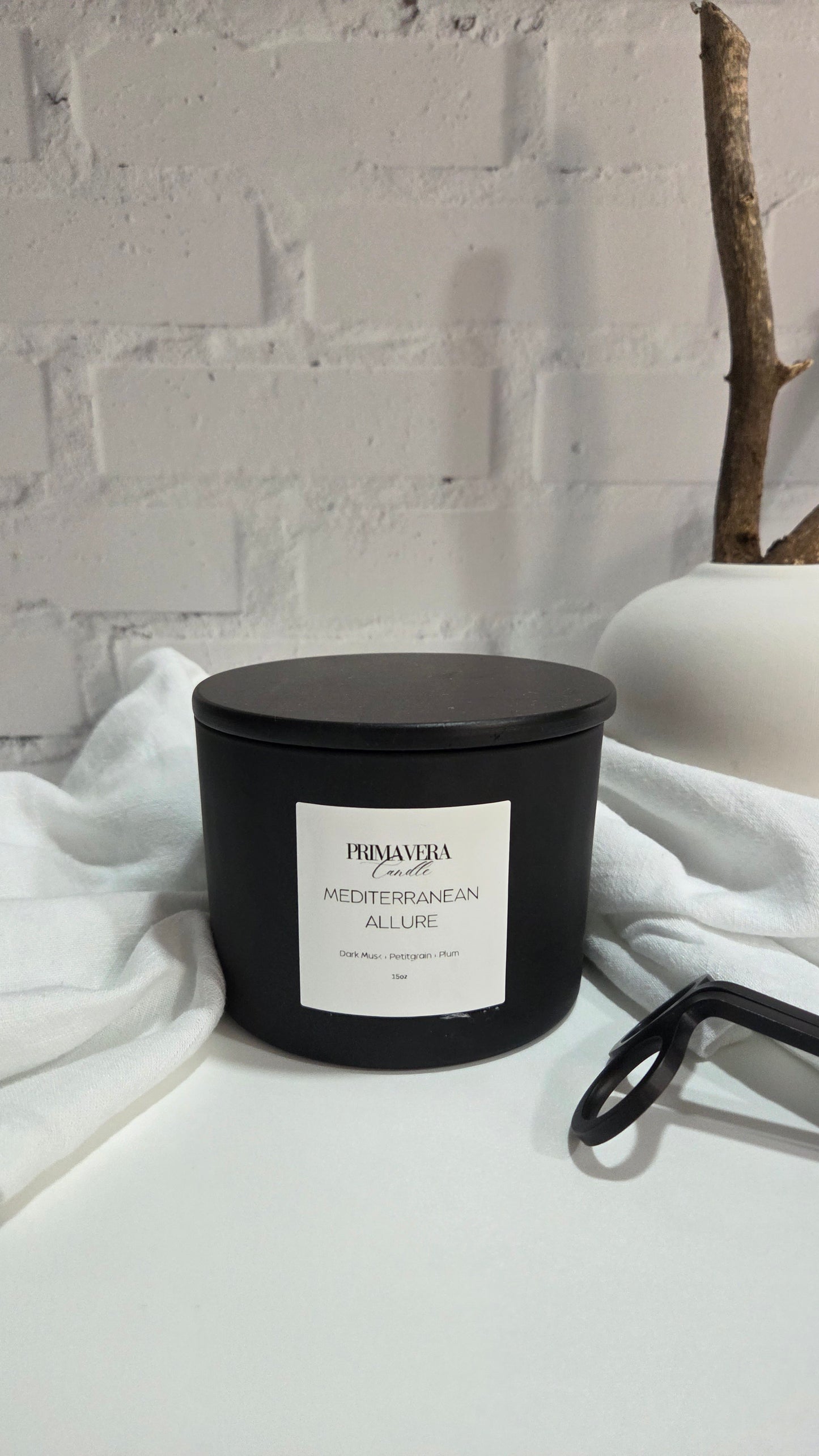 Mediterranean Allure Candle | Dark Musk , Petigrain, Plum